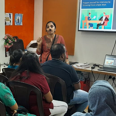Why Choose Spoken English Course